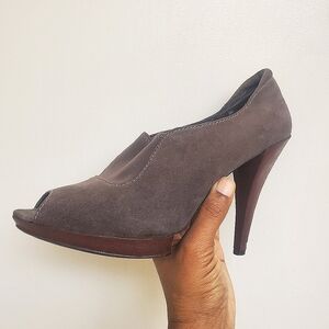 Moda Suede Heels 8M